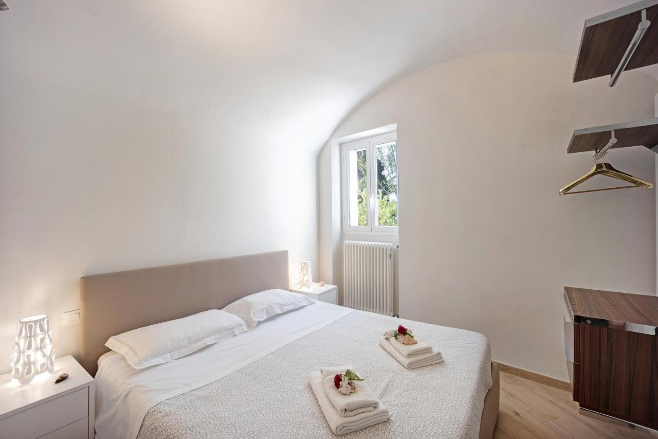Bordighera Weekend Vacanze E Mare Екстериор снимка